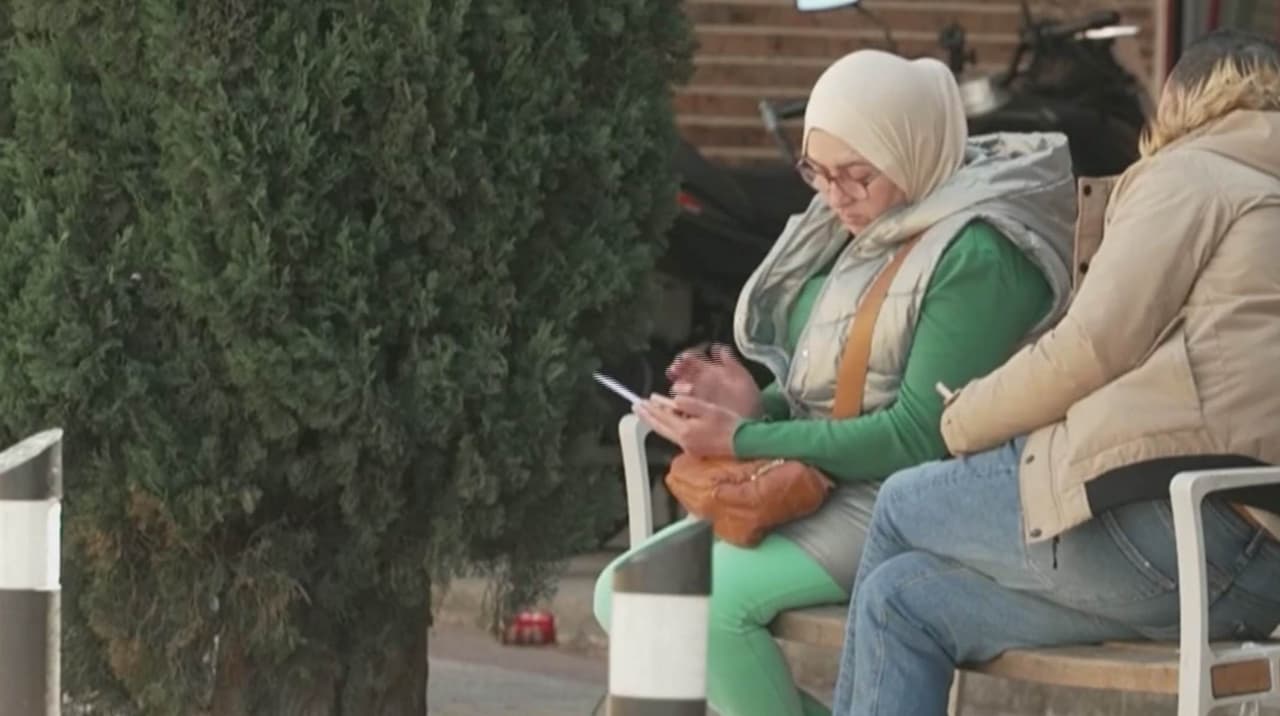 España inicia hoy proceso masivo de regularización para casi 600,000 inmigrantes