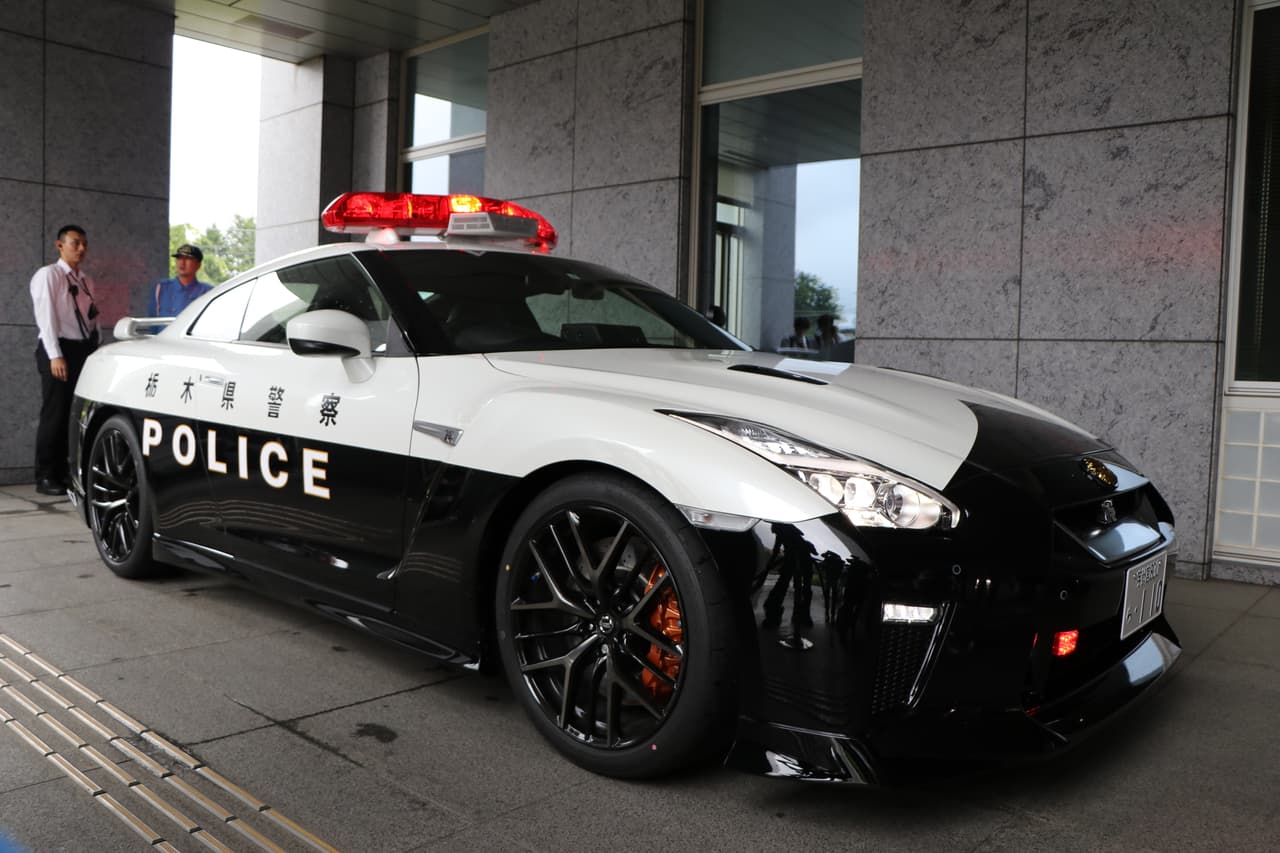 El GT-R no es el primer Nissan que se une a las fuerzas policiacas de Japón. Los modelos Nissan Silvia, los clásicos Fairlady Z y Skyline ya han pasado por sus filas.