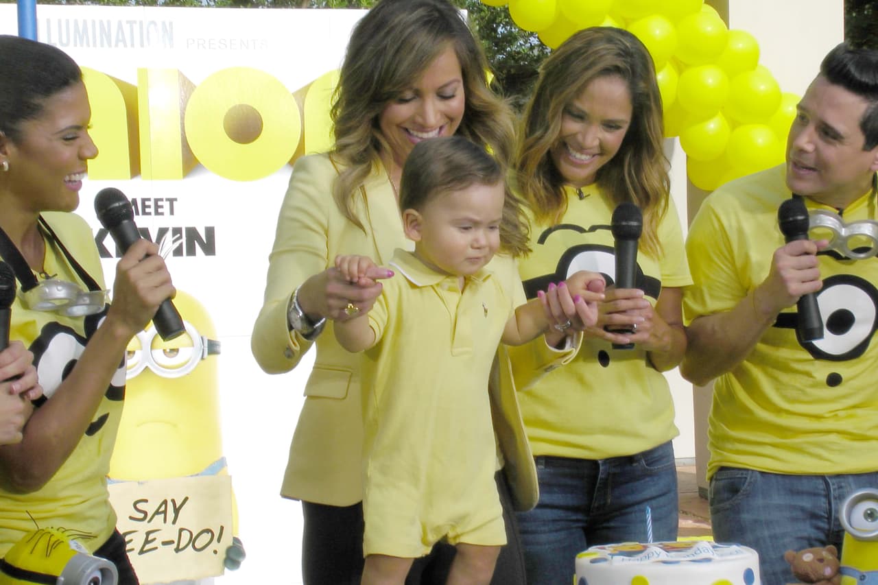 ¡A Baby Bruce le encanta bailar!