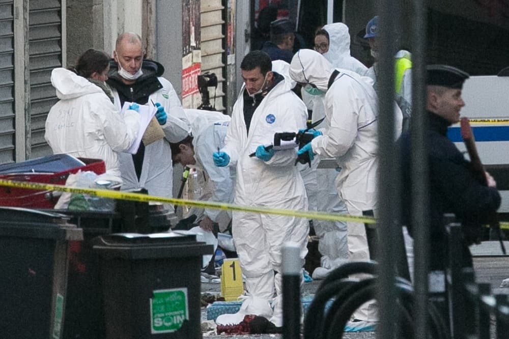 Francia confirma que la mujer muerta en la redada es la prima del cerebro de los atentados