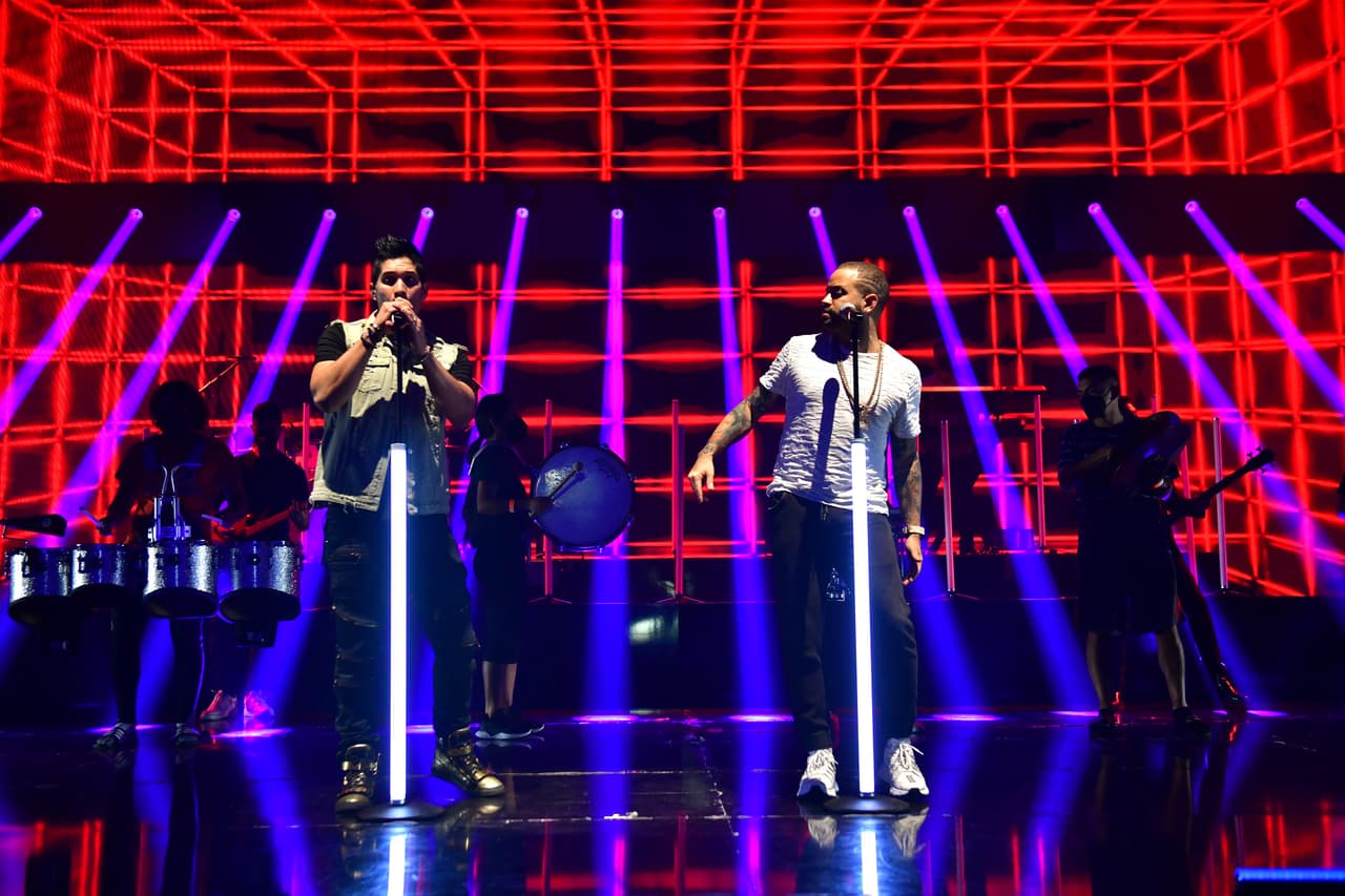 Con grandes éxitos como 'Niña Bonita', 'Andas En Mi Cabeza' y 'Me Voy Enamorando', y un gran espectáculo, Chino y Nacho se alistaron para hacer vibrar a sus admiradores.