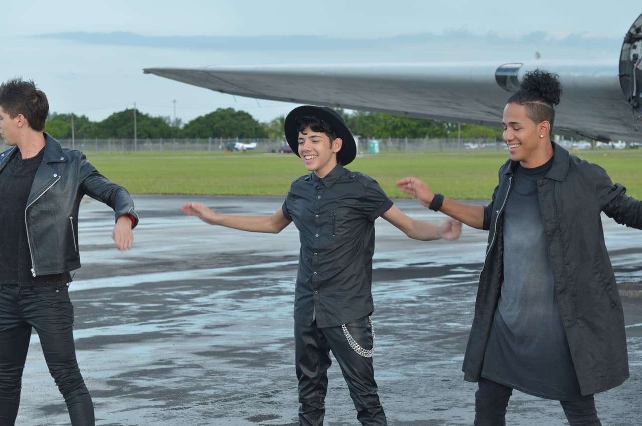 Johann, Richard, Yoandri, Joshua y Joel nos dejaron boquiabiertos con el video 'Aquí Estoy Yo'. Mira ahora el making of.