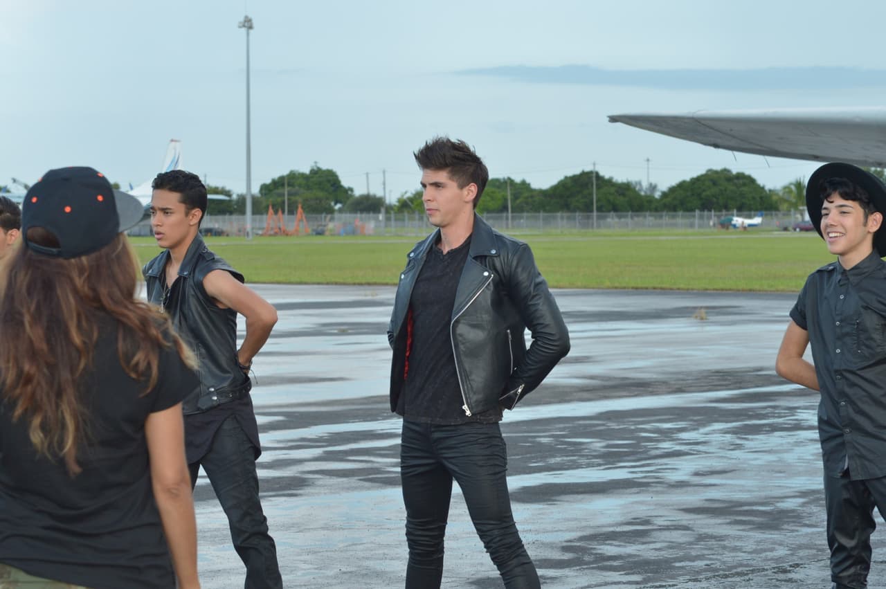 Johann, Richard, Yoandri, Joshua y Joel nos dejaron boquiabiertos con el video 'Aquí Estoy Yo'. Mira ahora el making of.