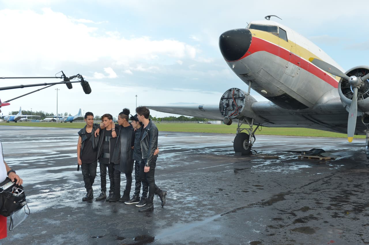 Johann, Richard, Yoandri, Joshua y Joel nos dejaron boquiabiertos con el video 'Aquí Estoy Yo'. Mira ahora el making of.