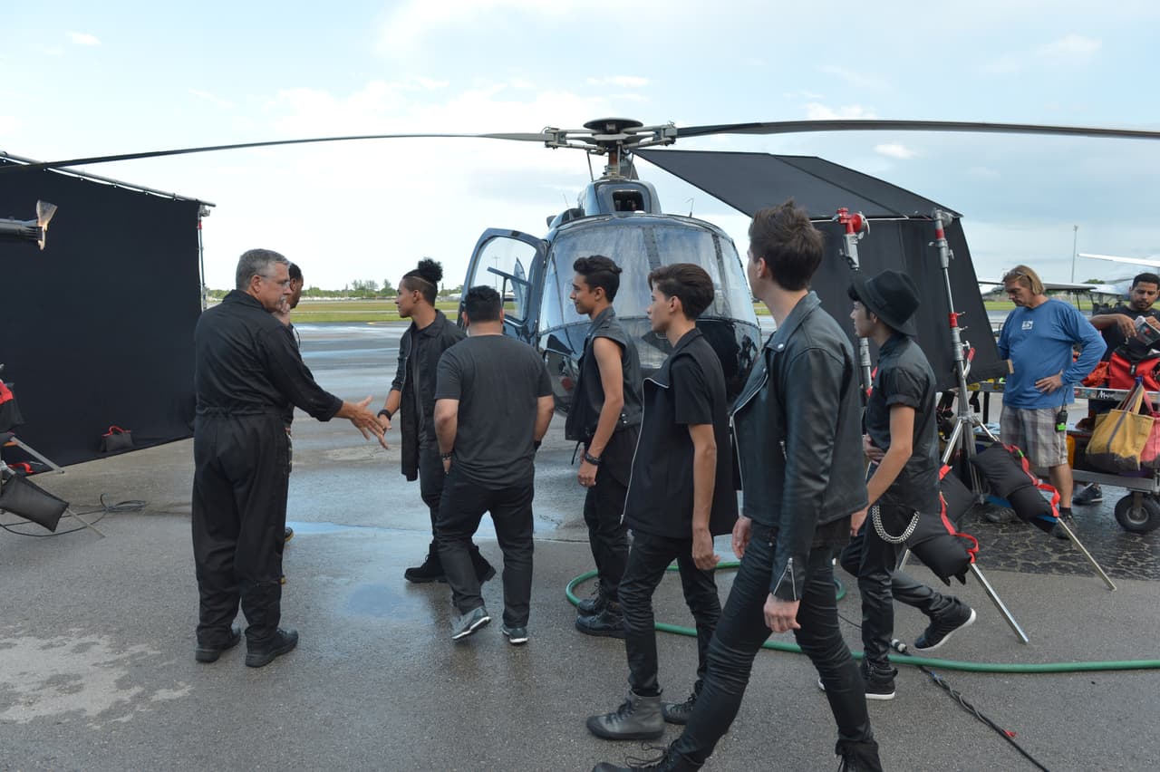Johann, Richard, Yoandri, Joshua y Joel nos dejaron boquiabiertos con el video 'Aquí Estoy Yo'. Mira ahora el making of.