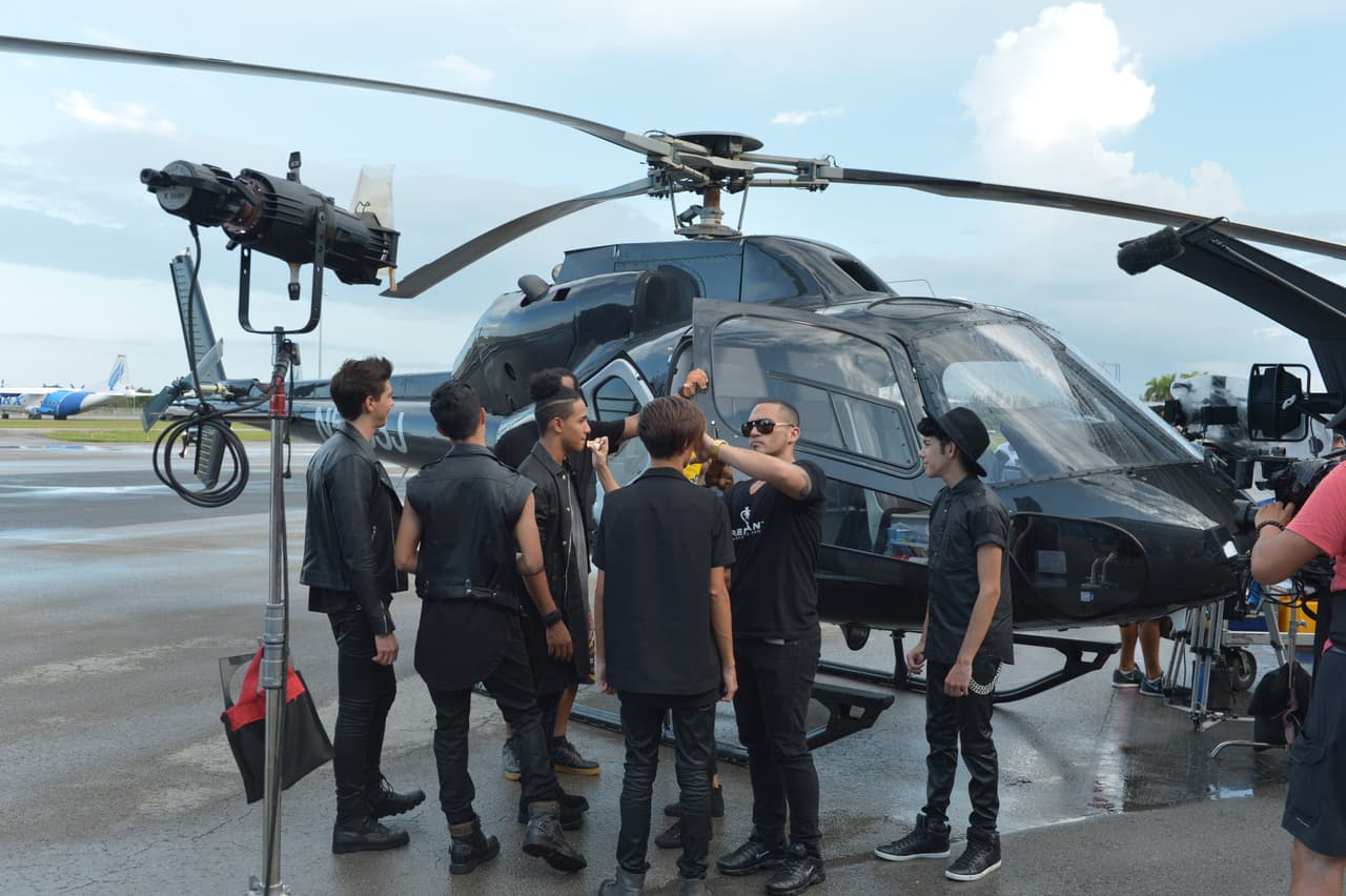 Johann, Richard, Yoandri, Joshua y Joel nos dejaron boquiabiertos con el video 'Aquí Estoy Yo'. Mira ahora el making of.