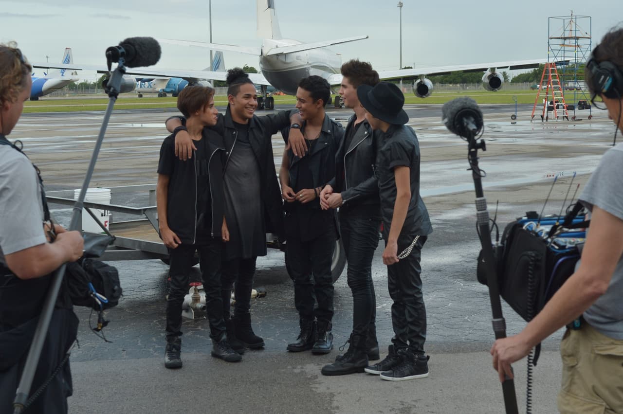 Johann, Richard, Yoandri, Joshua y Joel nos dejaron boquiabiertos con el video 'Aquí Estoy Yo'. Mira ahora el making of.