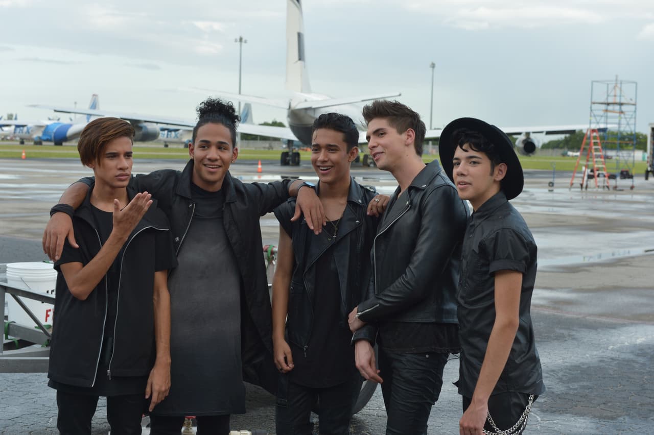 Johann, Richard, Yoandri, Joshua y Joel nos dejaron boquiabiertos con el video 'Aquí Estoy Yo'. Mira ahora el making of.