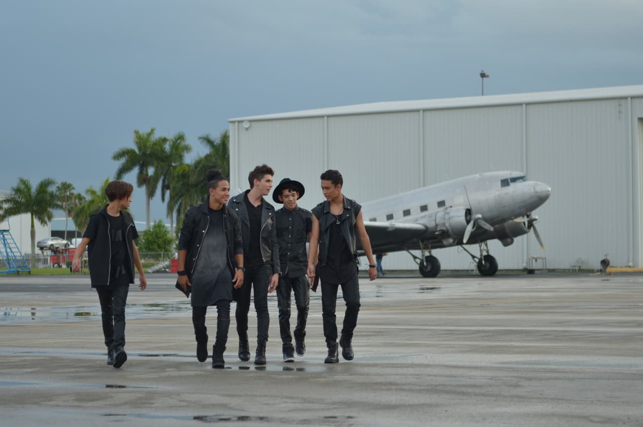 Johann, Richard, Yoandri, Joshua y Joel nos dejaron boquiabiertos con el video 'Aquí Estoy Yo'. Mira ahora el making of.