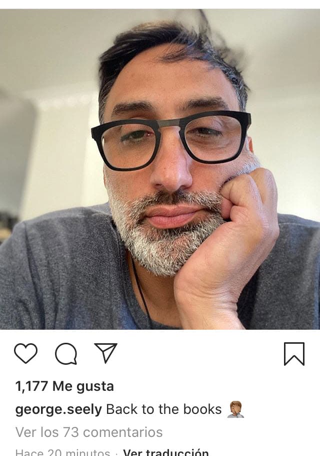 Por ejemplo, en esta 
<b><a href="https://www.instagram.com/p/CBw56SyjyRo/" target="_blank">esta foto</a></b> publicada el martes 23, primero escribió "de vuelta a los libros". 
<br>