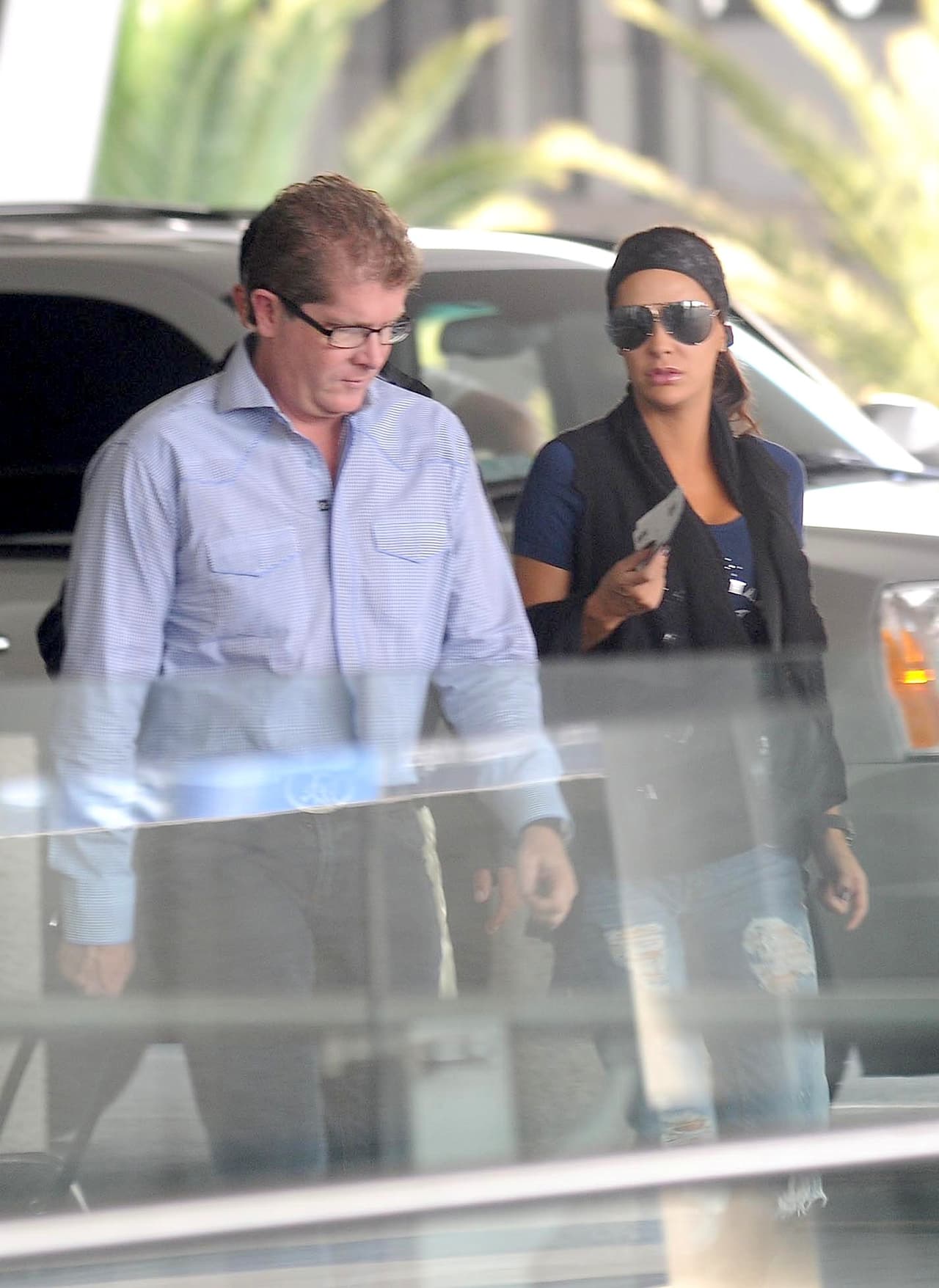 Al cuestionarle si podría usar el nombre de
<b><a href="http://www.univision.com/temas/ninel-conde">Ninel Conde</a></b> dentro de la serie, así respondió: "Eso que lo vean los productores, es una empresa muy grande (la que producirá la serie), internacional, en la que están saliendo todas las grandes series, entonces que se hagan 'bolas', yo sólo soy parte de la historia'.