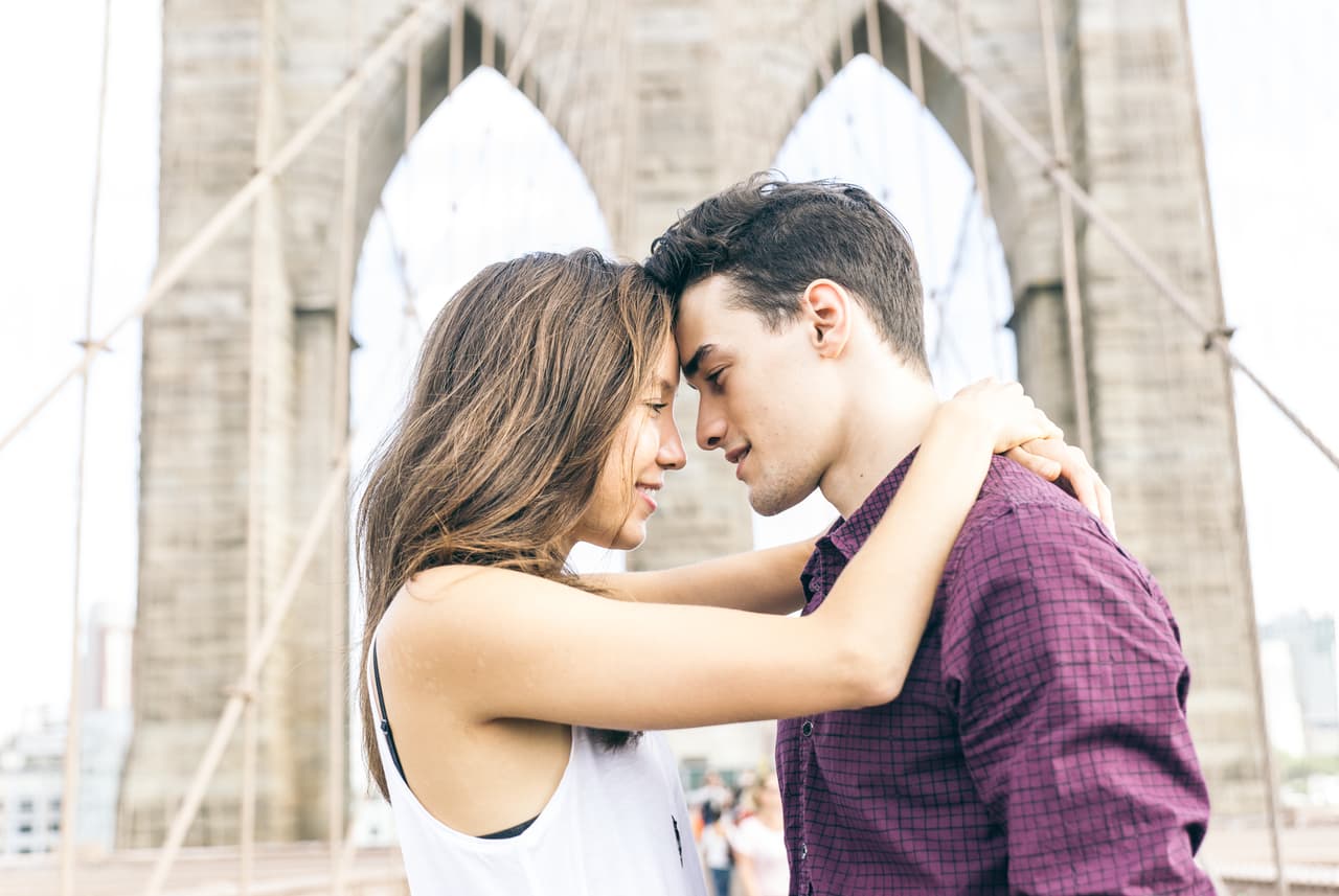 Compartes con Tauro este ciclo que para ti reviste connotaciones especiales pues cuentas con la energía de tu regente, Urano, en el elemento fuego. El ciclo dos indica el tiempo de la pareja, la compañía de quien vale la pena, compromisos sentimentales que cristalizan, socios comerciales, compañeros y amigos que duran para toda la vida.