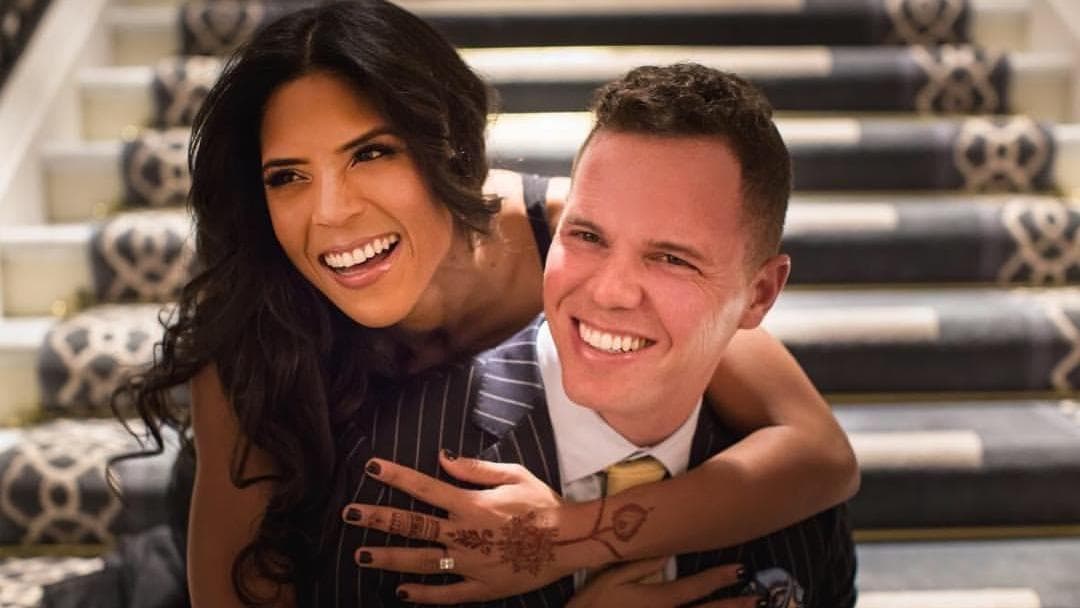 En una entrevista para la agencia Mezcalent mencionó que en su prometido encontró todo lo que buscaba y “un poquito más”: “Yo quería un hombre que amará a su madre, que amará a Dios y que sea muy trabajador y emprendedor, y pues ya, bueno, me dieron esas y muchísimas más”.
<br>