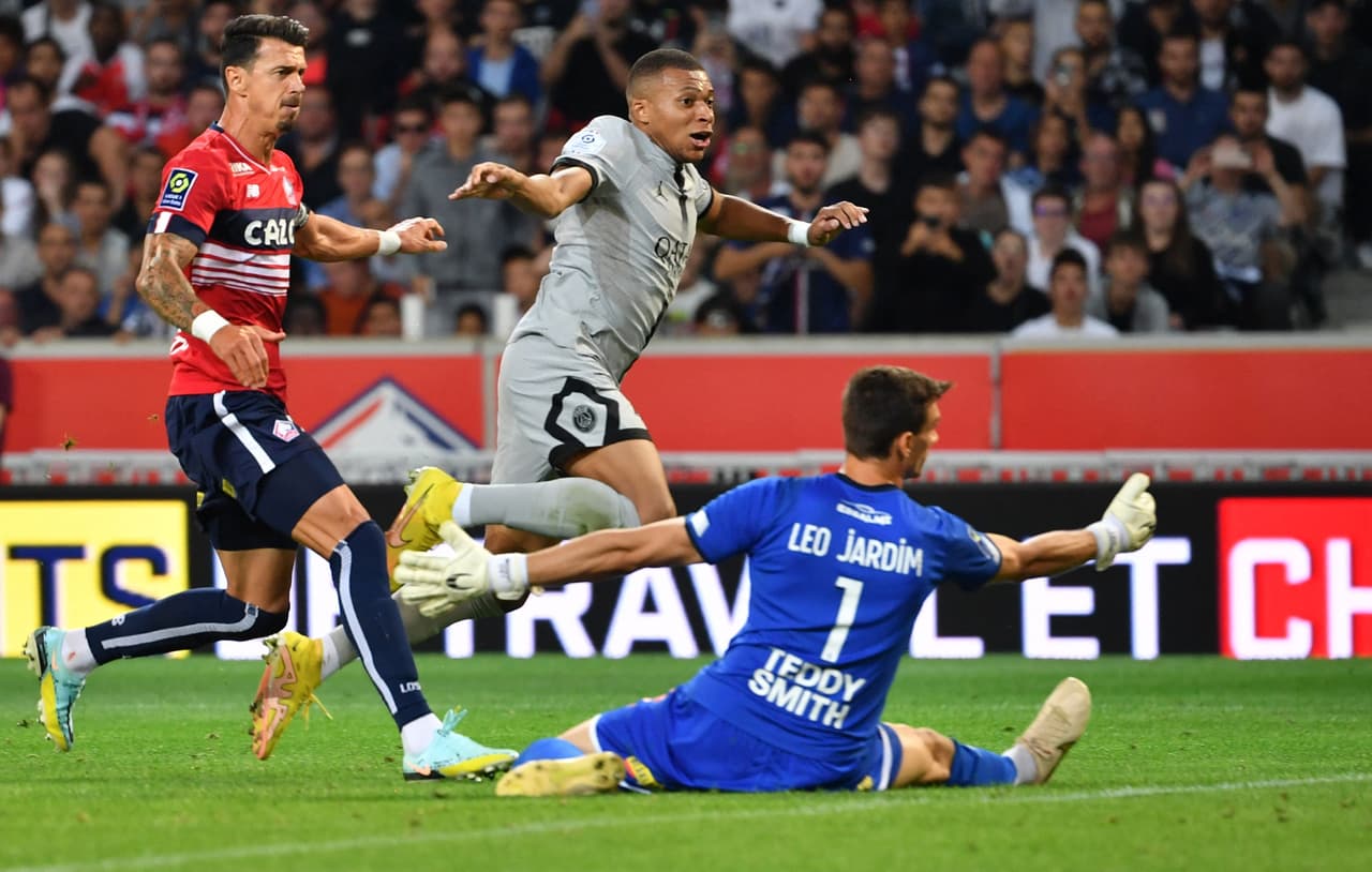 París Saint Germain se dio un festín de goles como vistante ante Lille y se afianzó como líder de la Ligue 1.