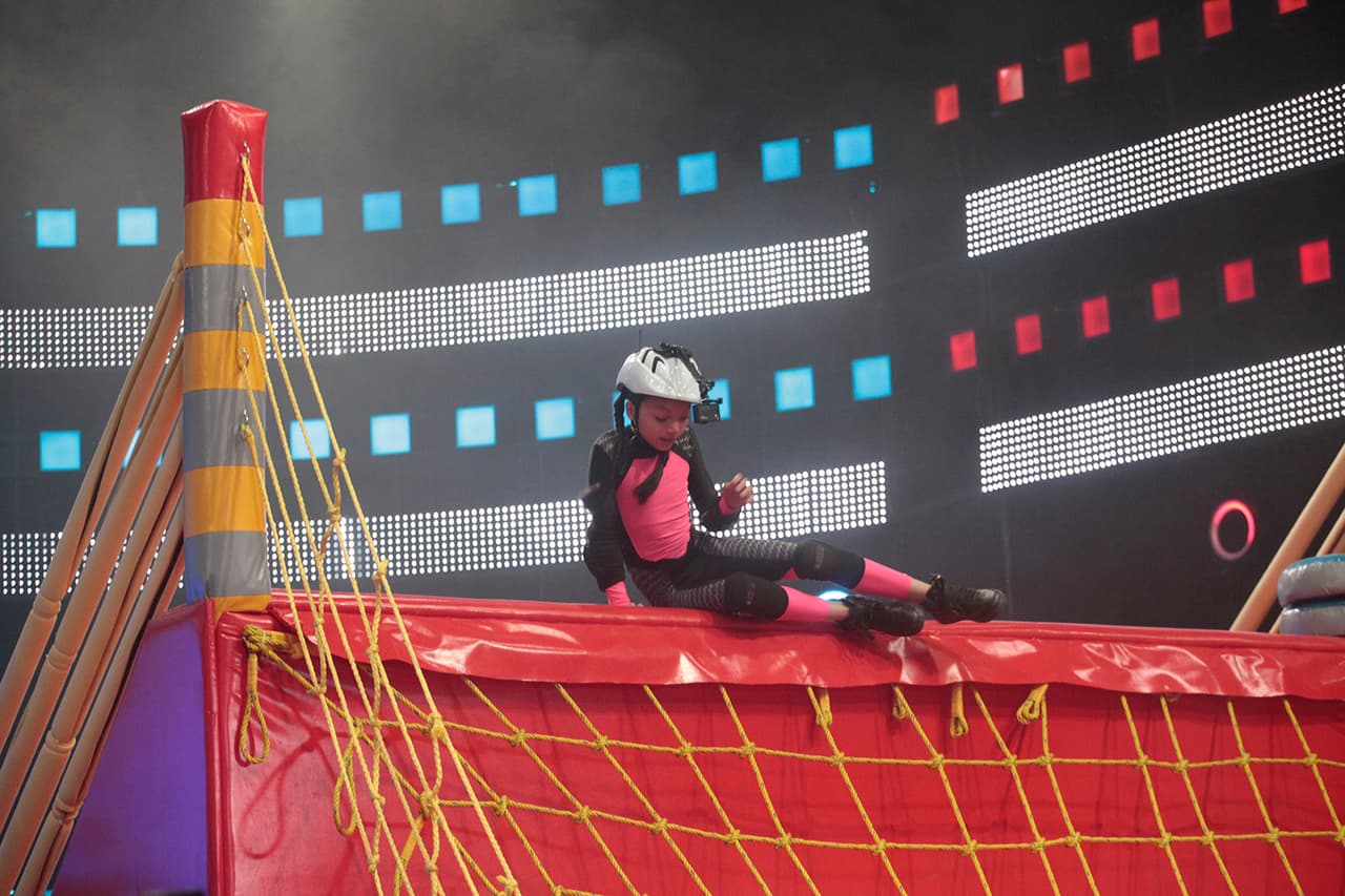 El tercer Quinto Elementito estaba en la pista. Mariana Olvera (10 años), del escuadrón de Giovani, desbancó a Sofía del primer lugar al terminar el circuito en 1 minuto con 39 segundos.