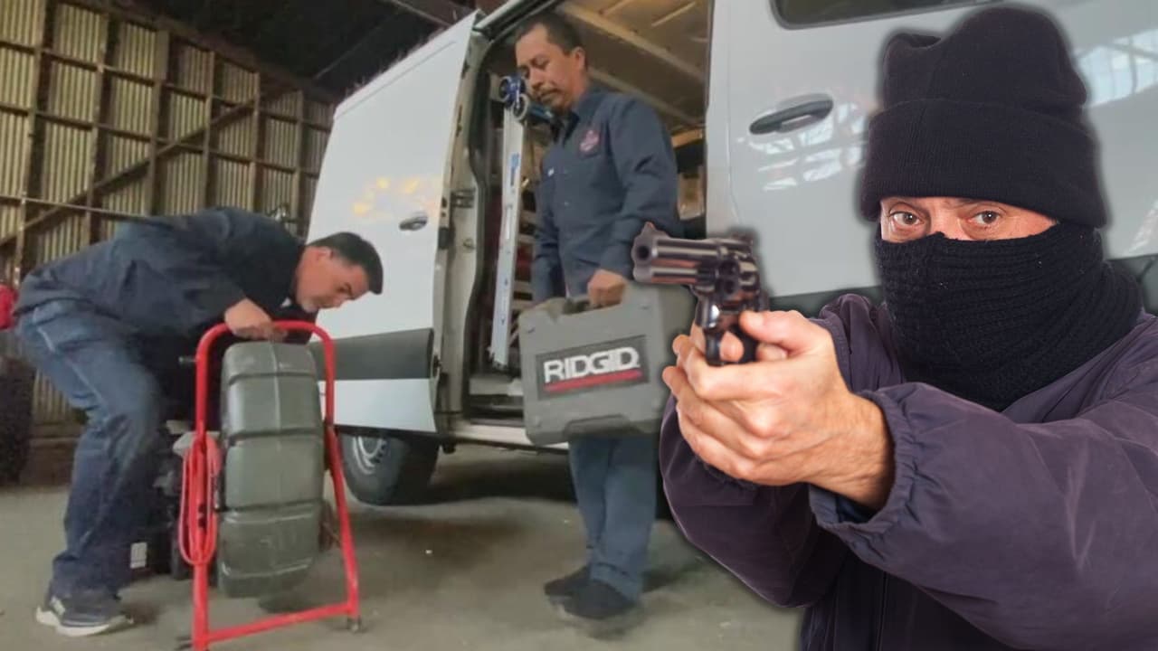 Denuncian robos a mano armada contratistas que viajan con herramienta cara