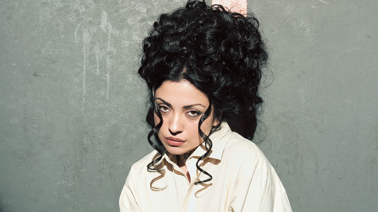 Mon Laferte será presentadora del Latin GRAMMY 2023