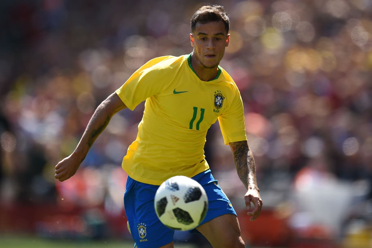 Mediocampista: Philippe Coutinho (Brasil)