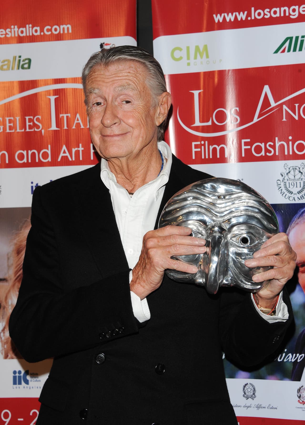 "
<b>Comencé a beber (alcohol) a los 9 </b>(años), fumar a los 10, y a perder el tiempo sexualmente cuando tenía 11 años", dijo.