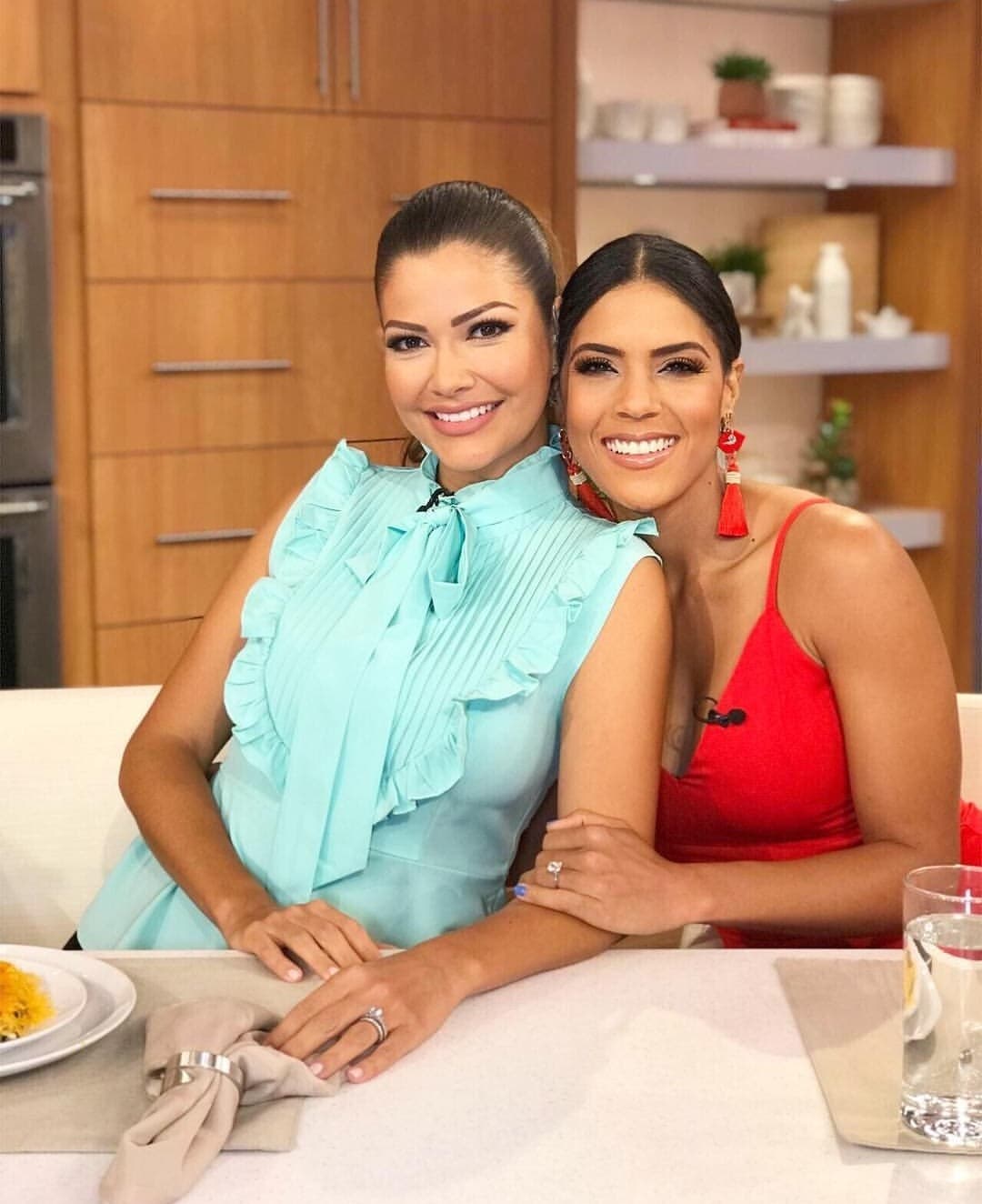 En su camino por Despierta América ha cosechado grandes amistades como el de sus compañeras del show, entre ellas Ana Patricia.
<br>