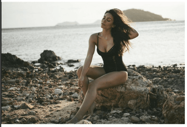 Sin duda, la actitud es muy importante, recuerda que tienes que posar como si fueras dueña de la playa y del mundo.