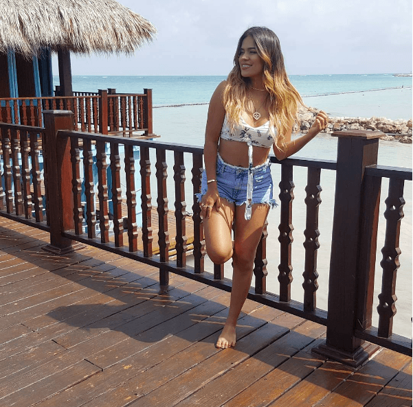 Wow! Tiene unas piernas fantásticas.