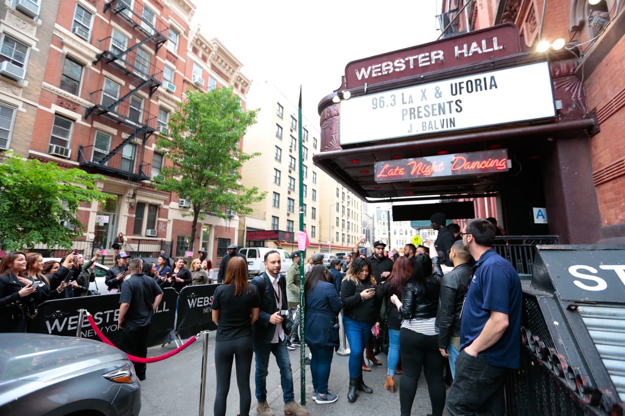 El concierto se llevó a cabo en el icónico Webster Hall en el East Village de Manhattan.