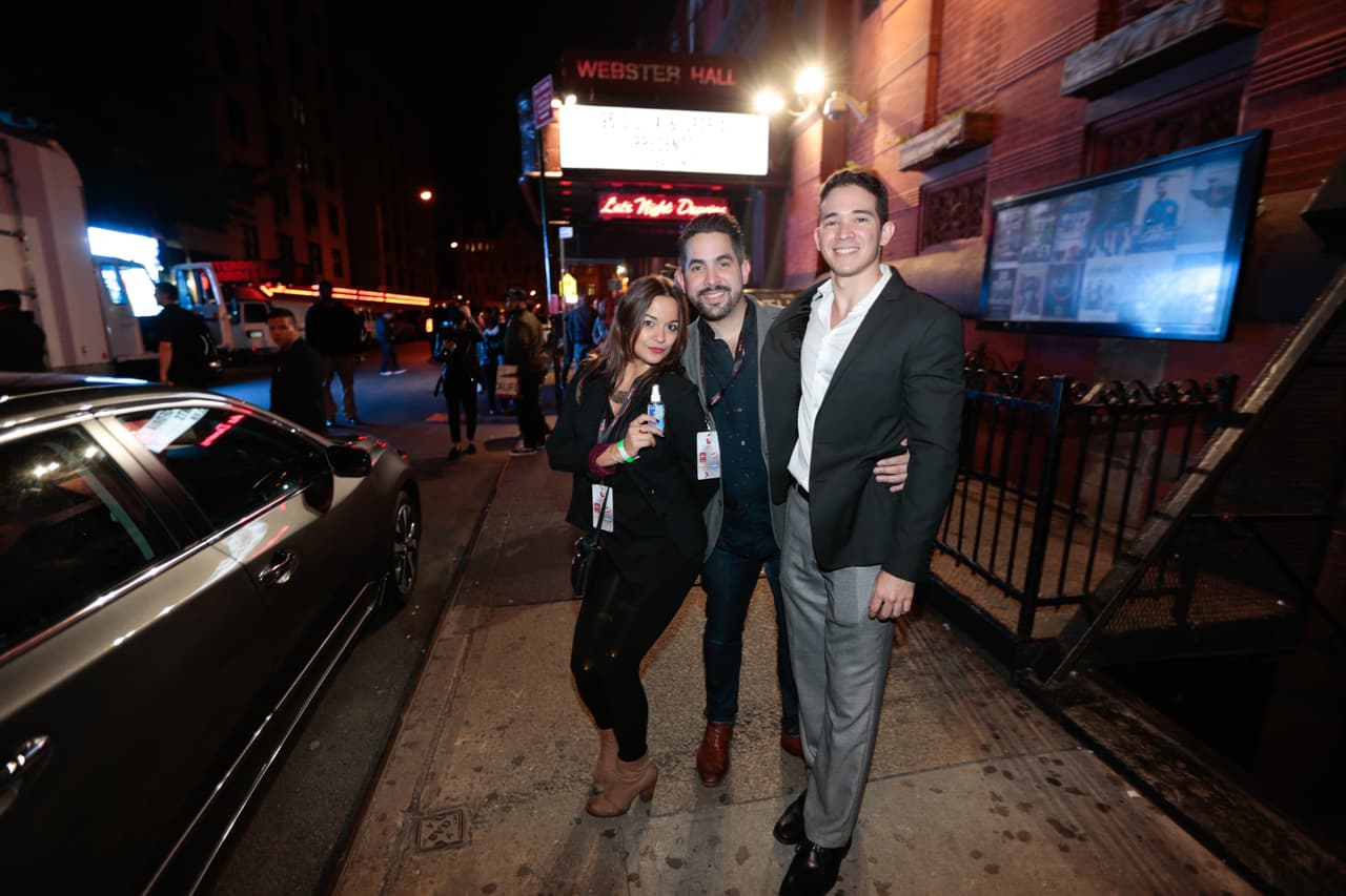 Los fans salieron super complacidos con la actuación del artista.