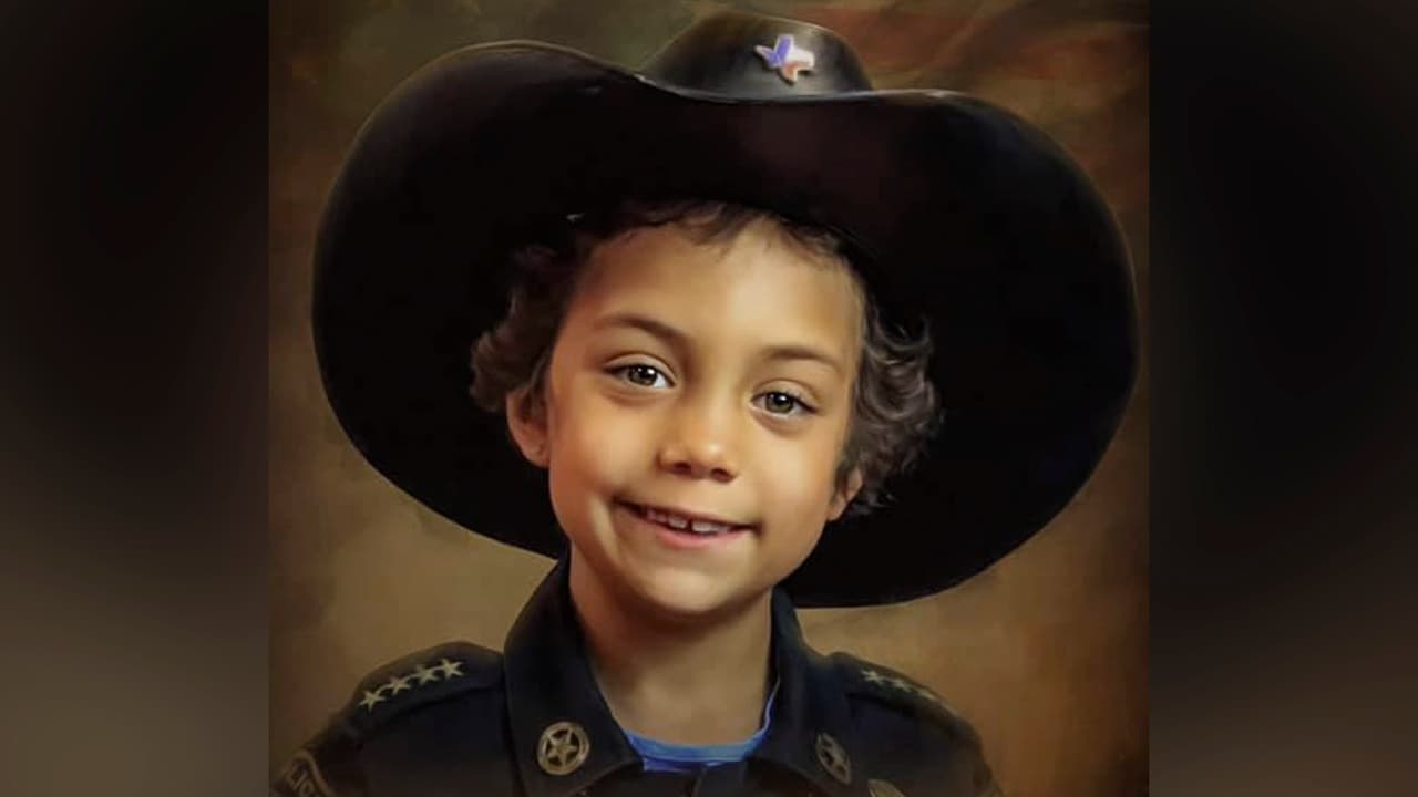 Muere Abigail Arias, la niña policía que batallaba contra el cáncer en Texas