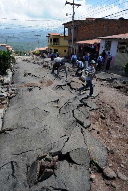 Producto de los constantes aguaceros la capital se vuelve cada día más vulnerable provocando cada vez mayores daños.