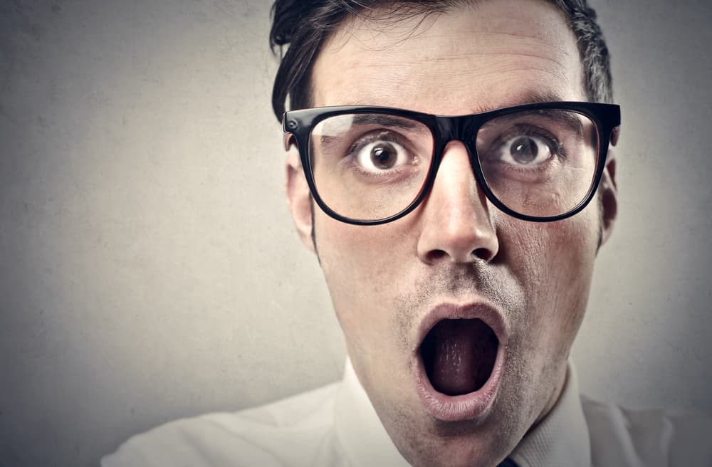 El tránsito planetario de este mes, unido a los aspectos retrógrados de tu regente Mercurio envuelven tu signo geminiano con una onda de expectativas donde lo inexplicable puede suceder.