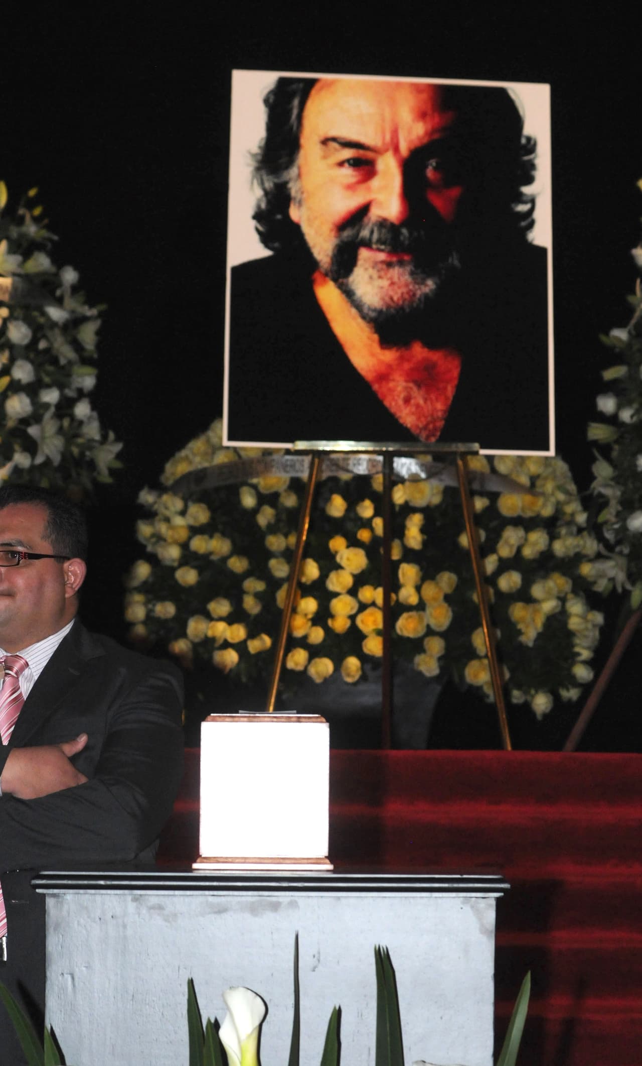 Pedro Armendáriz perdió la batalla y falleció en 2011 víctima de cáncer en el ojo.