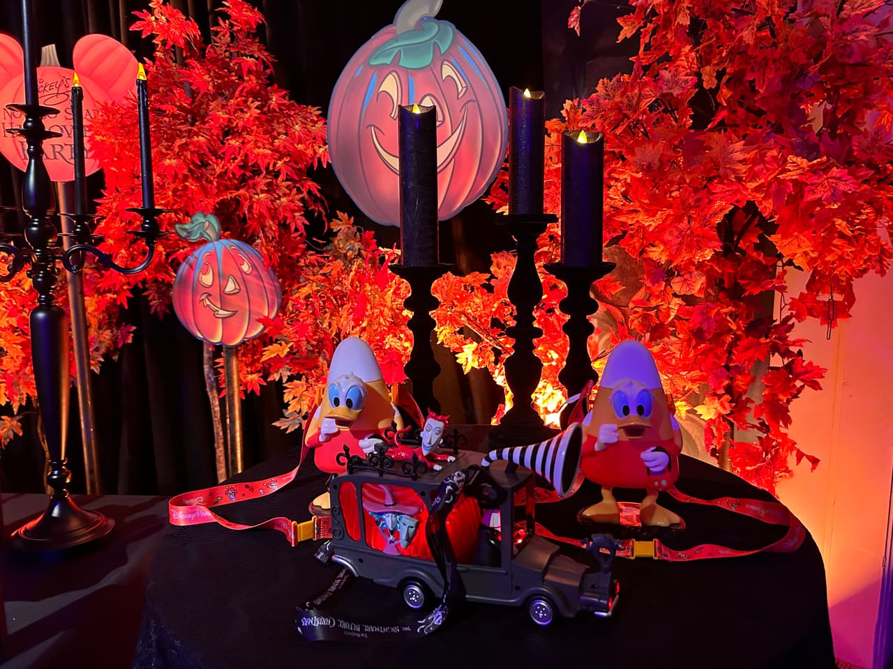 Además de la decoración temática de Halloween en cada lugar.