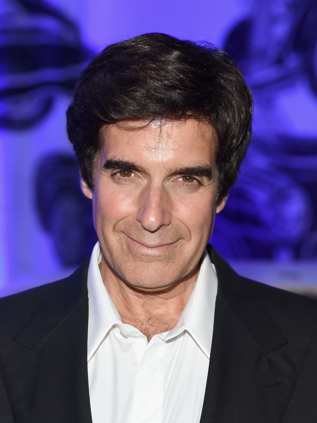 <b>David Copperfield</b>, es también uno de los ilusionistas de más renombre de todos los tiempos. Sus ilusiones son una mezcla de magia, espectáculo y actuación teatral en las que combina el misterio y la experiencia sensorial.
