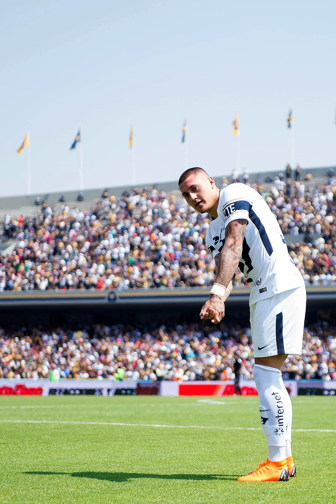 Bastaron tres minutos para que Nico Castillo abriera el marcador en favor de los Pumas.