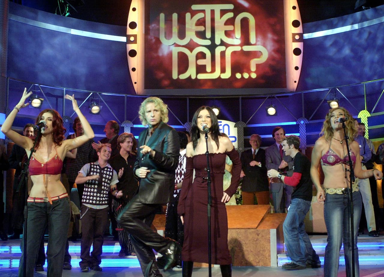 <b>La vida de Las Ketchup antes del éxito de ‘Aserejé’</b>
<br>Antes de viajar por el mundo y cantar y bailar este hit frente a millones, las hermanas realmente tenían una vida normal. 
<b>Pilar</b> quería ser actriz y se acababa de mudar a Madrid para cumplir su sueño.