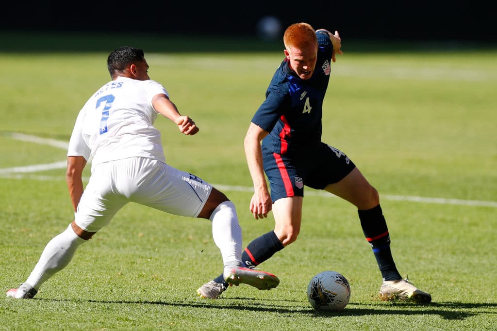 Juan Carlos Obregón y Luis Palma se encargan de continuar con la pesadilla de Estados Unidos en el Preolímpico y los eliminan por cuarta vez consecutiva con un marcador de 2-1.