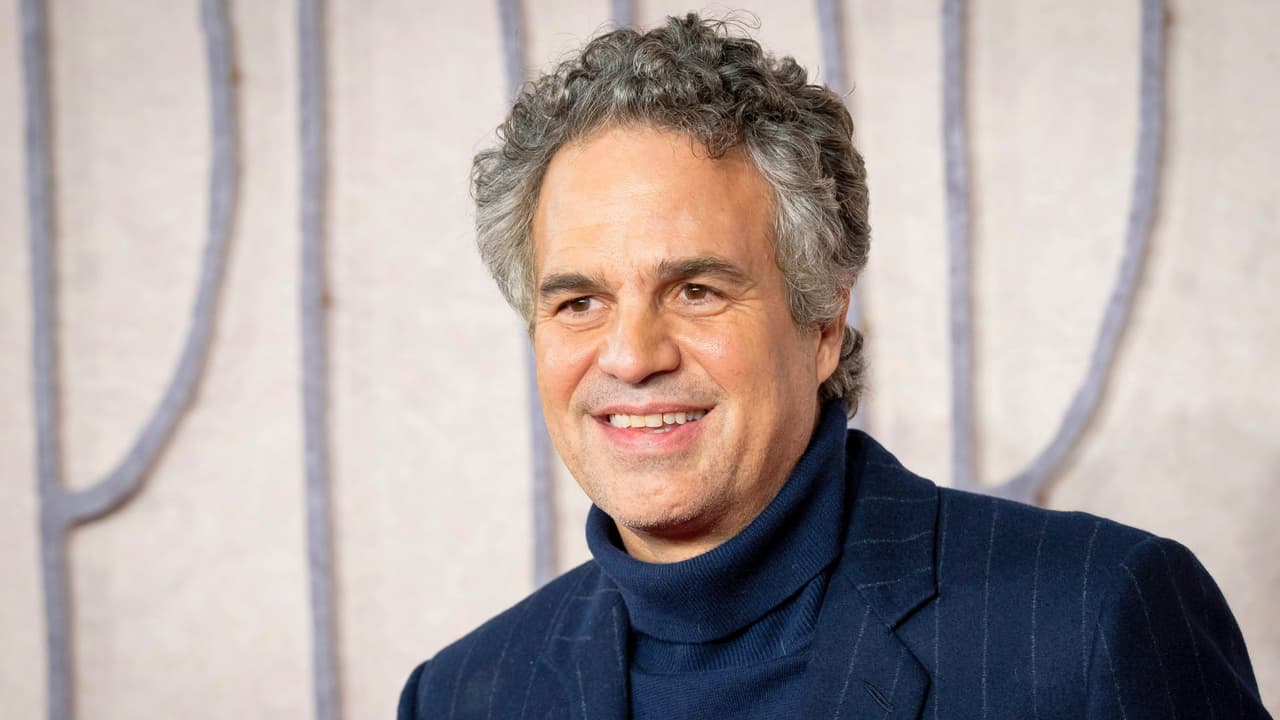 <h3 class="cms-H3-H3">Mark Ruffalo | 8 de junio | X</h3>
<br>El actor de 
<i>Avengers</i> resumió el sentir colectivo: “Esto no representa a Estados Unidos.
<b> Basta de criminalizar la dignidad humana</b>”.
