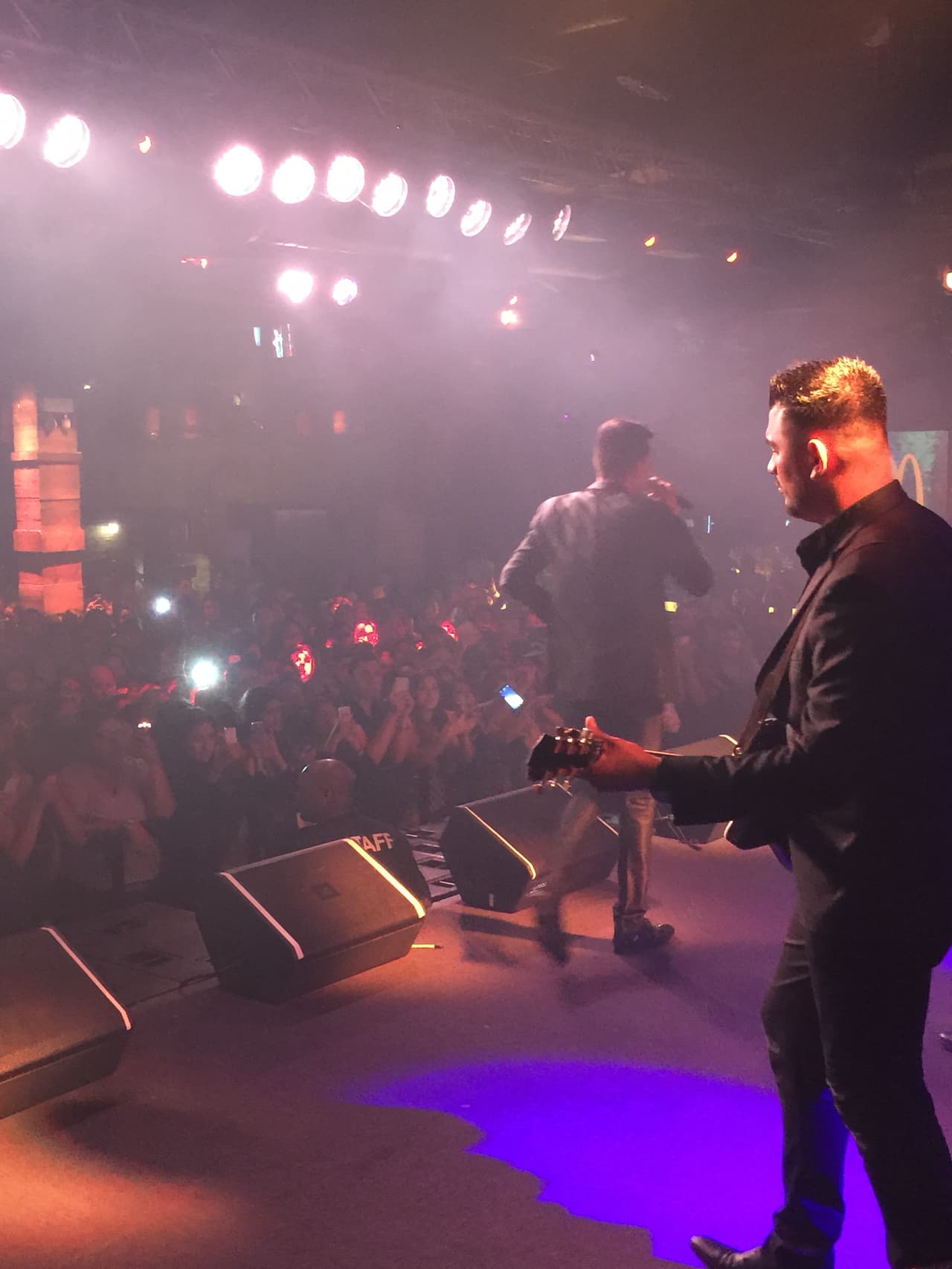 El popular cantante es uno de los más nominados en la próxima entrega de Premios Juventud 2015