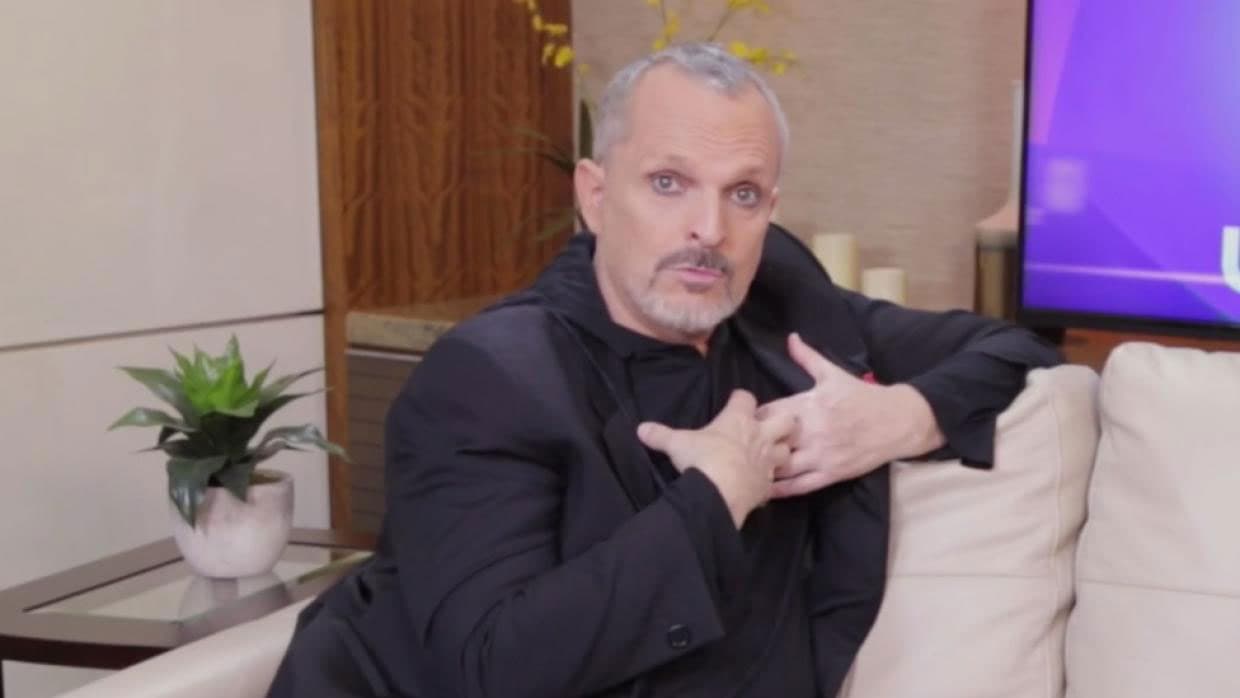 Miguel Bosé: “Nuestros políticos se han vuelto locos”