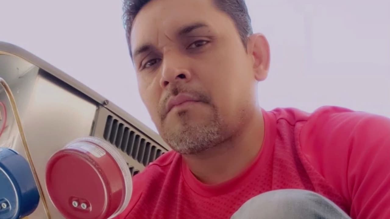 ICE detiene a Rudy Zamacona, un activista que alertaba a la comunidad sobre operativos migratorios