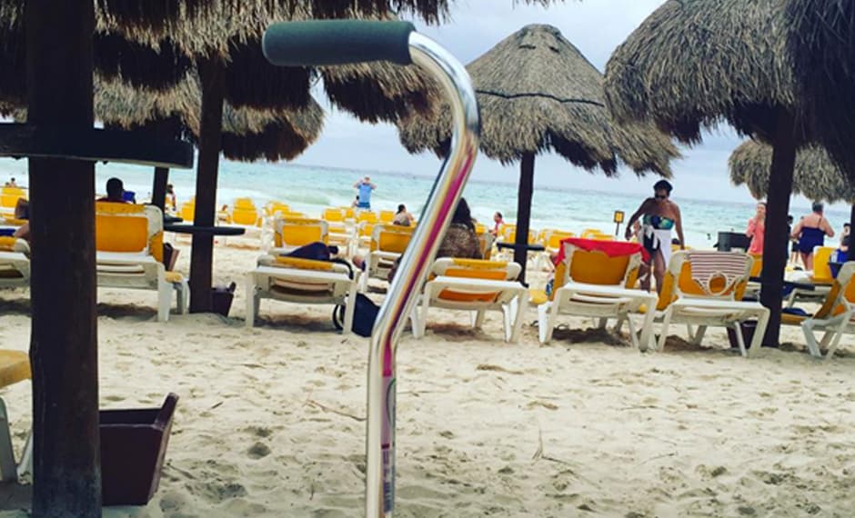 Durante el proceso de recuperación el bastón fue un aliado fiel.