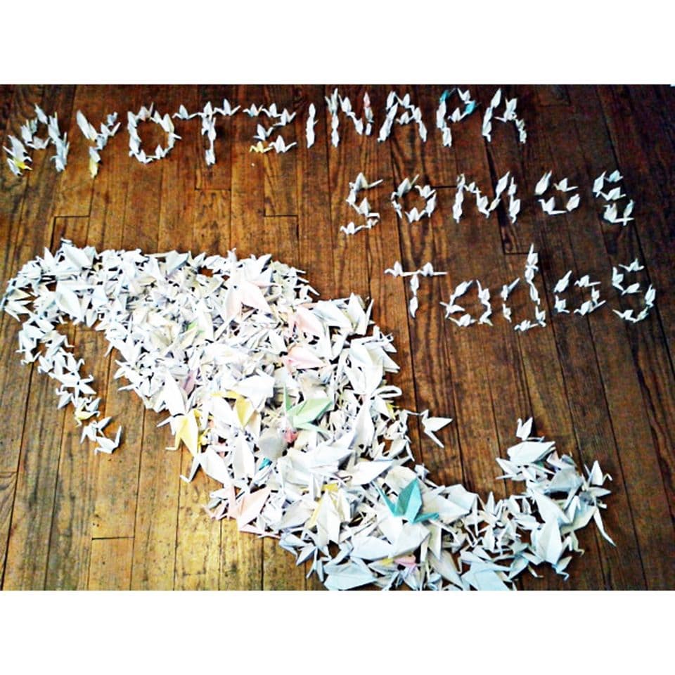 Katherin Domínguez “Ayotzinapa somos todos” Origami, Francia
<br>