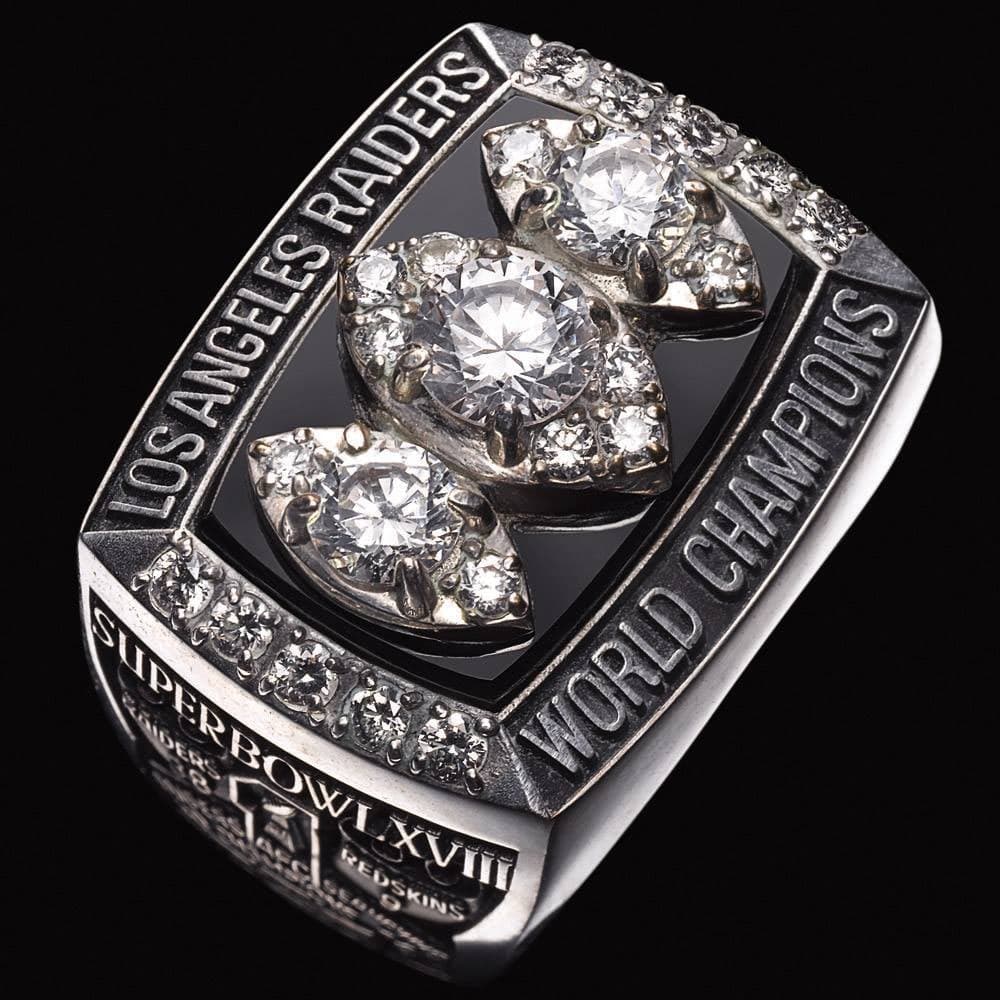 Super Bowl XVIII | La colección completa de todos los anillos del Super Bowl.