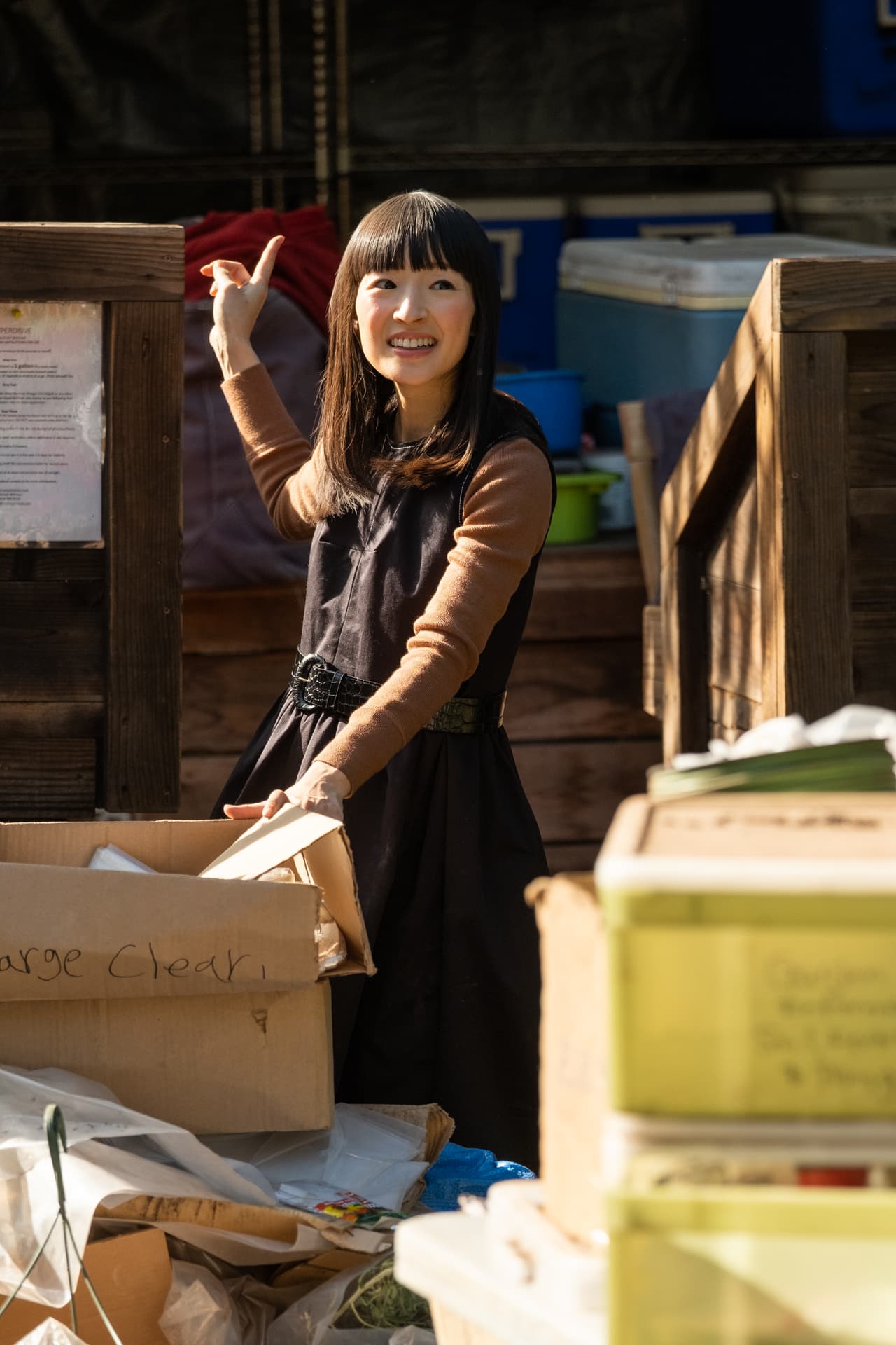SPARKING JOY Marie Kondo in episode 1 of SPARKING JOY. Cr. Adam Rose/Netflix
