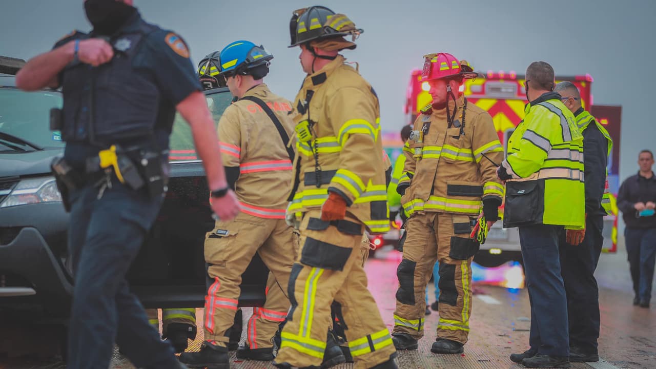 La oficina del sheriff del condado Harris lleva a cabo la investigación.