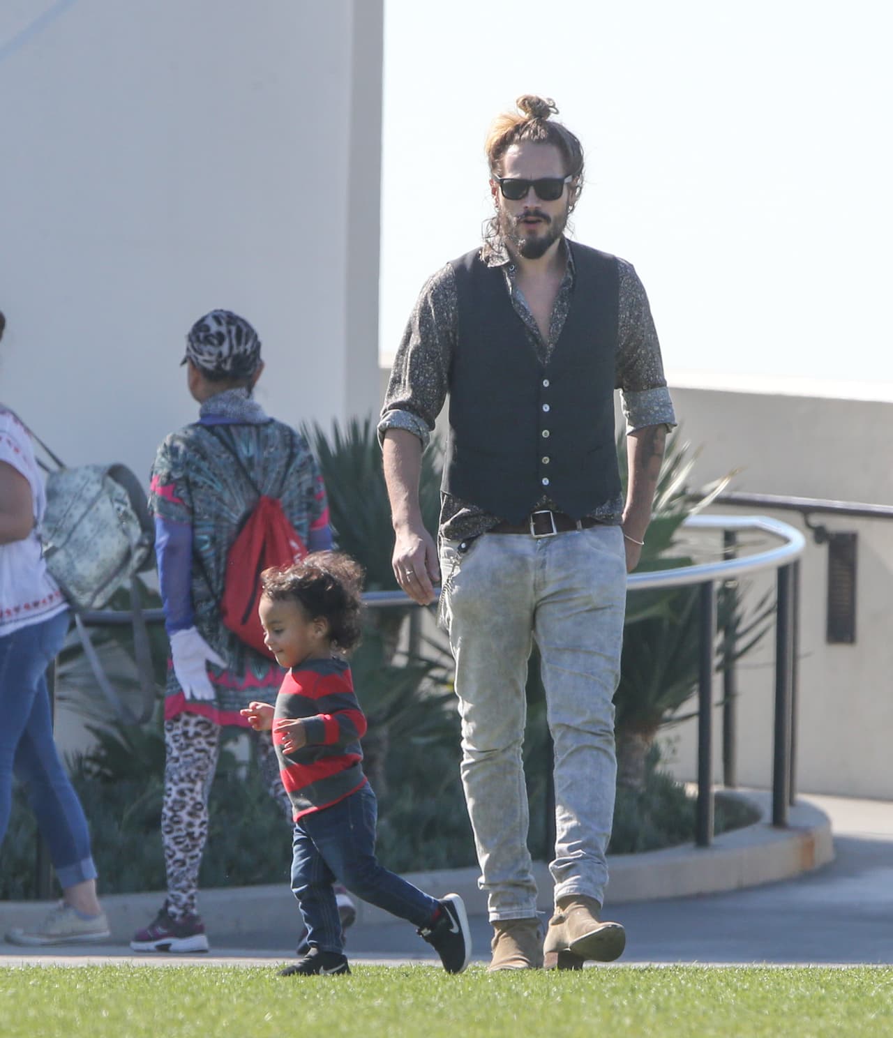 Los nenes no se cansaban.