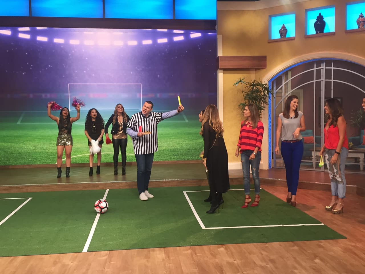 Alan se resistió a la tentación y hubo amonestación.