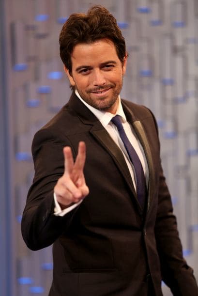 Luego de su participación en el Teletón 2013, Mane de la Parra confesó que el amor por Maite seguía en su corazón. A pesar de su sentir, el exparticipante de Mira Quién Baila se dijo contento por la relación entre Perroni y Koko Stambuk, según información de Radio Fórmula.