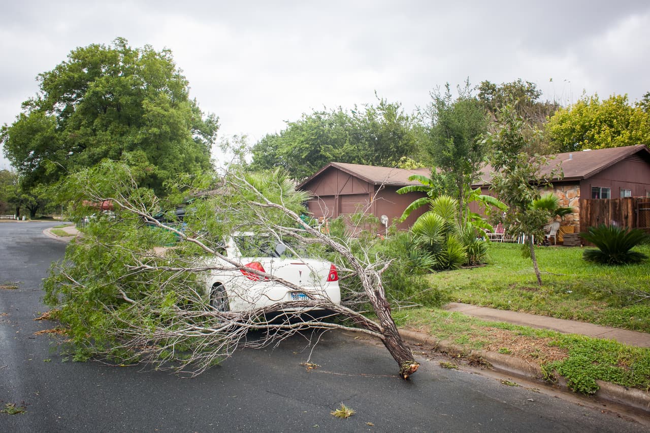 La llegada de fuertes tormentas al centro de Texas dejó cientos de calles de Austin cerradas.